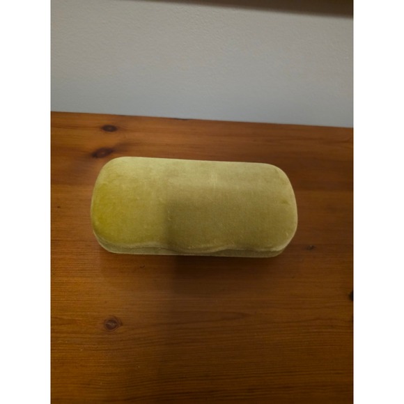 Gucci Accessories - Gucci Chartreuse Yellow Green Velvet Hard Clamshell Eyeglass Sunglasses Case
